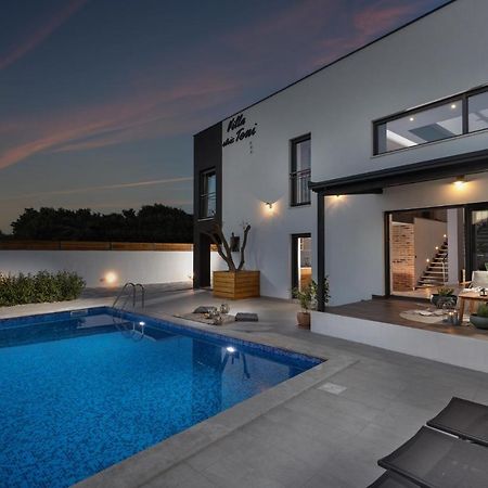 Villa Stric Toni 파코스탄 외부 사진